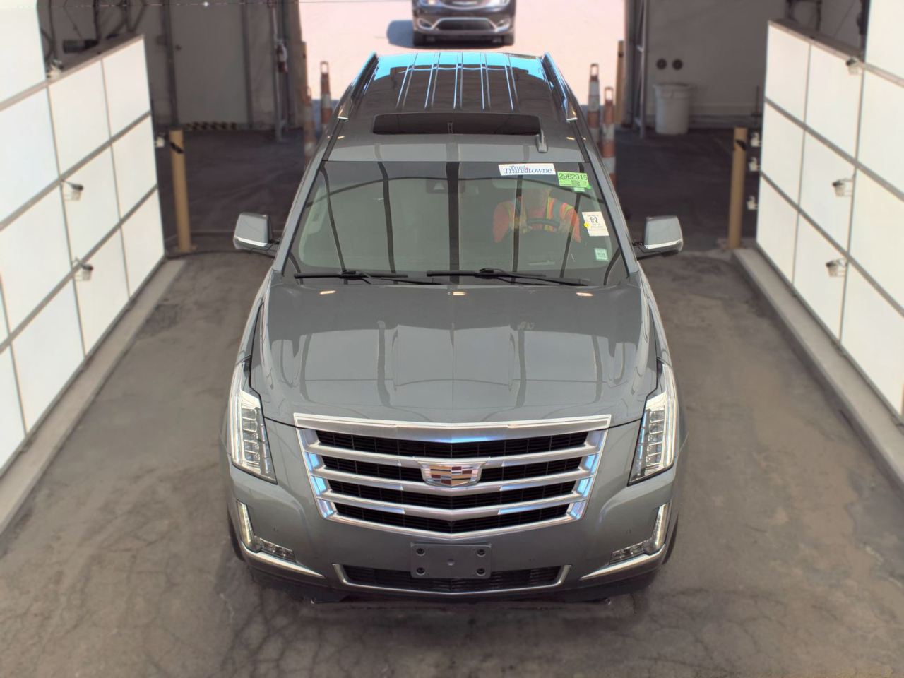 Cadillac Escalade ESV 4WD 4dr Luxury 2019