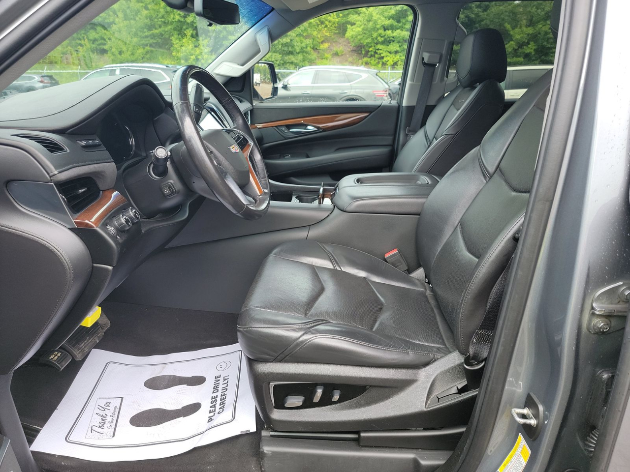 Cadillac Escalade ESV 4WD 4dr Luxury 2019