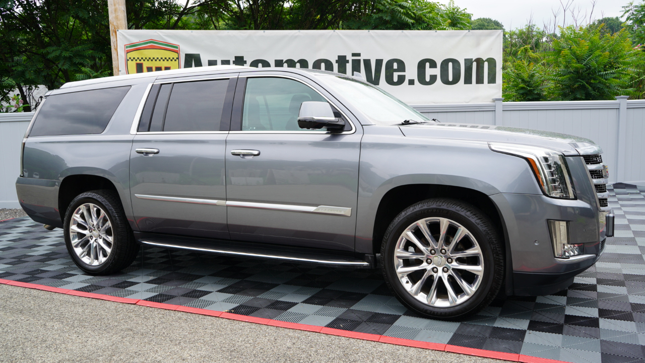 Cadillac Escalade ESV 4WD 4dr Luxury 2019