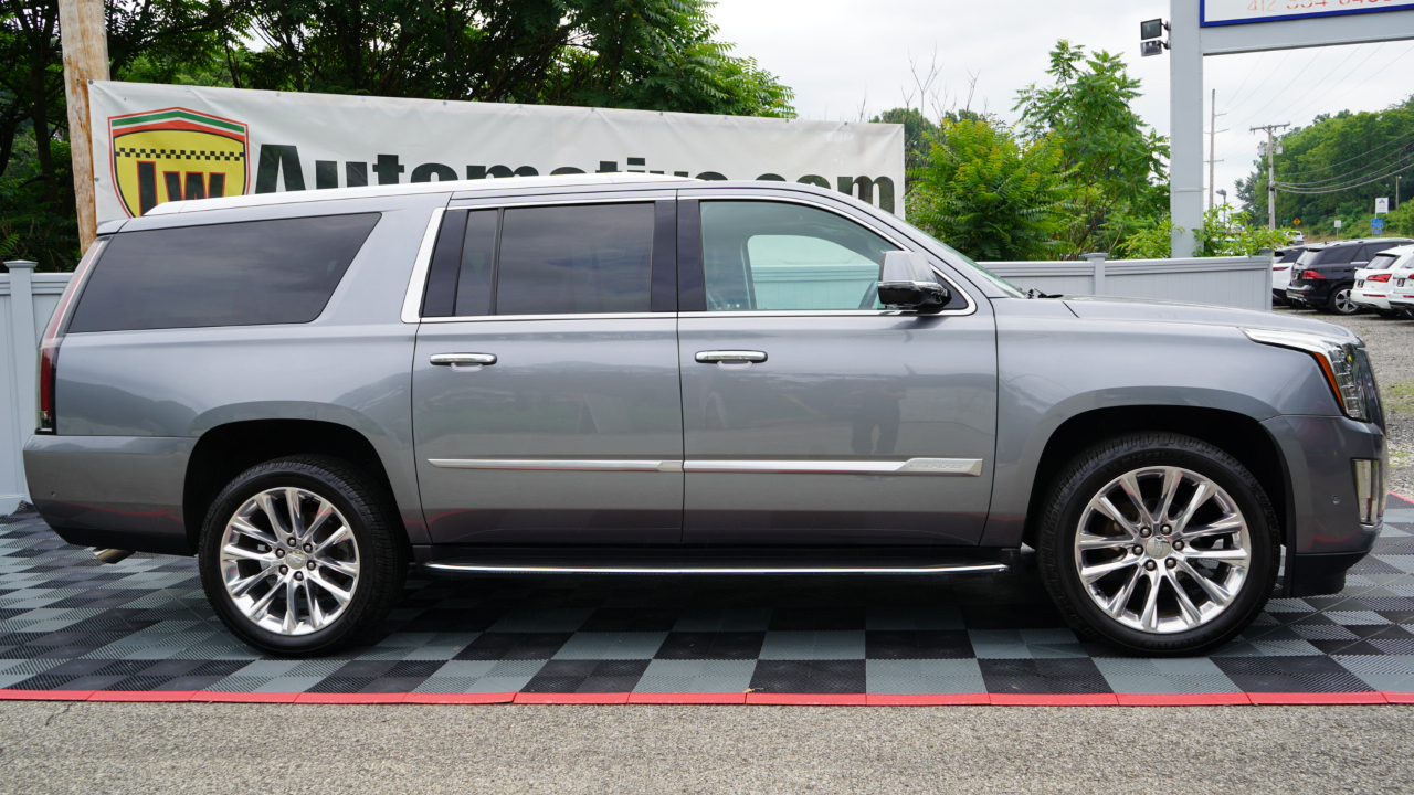 Cadillac Escalade ESV 4WD 4dr Luxury 2019
