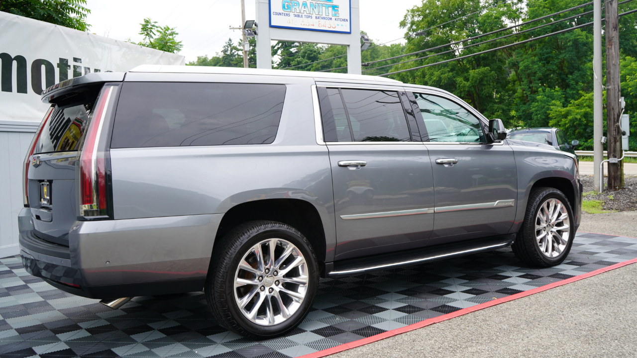 Cadillac Escalade ESV 4WD 4dr Luxury 2019