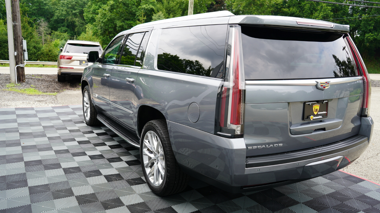 Cadillac Escalade ESV 4WD 4dr Luxury 2019