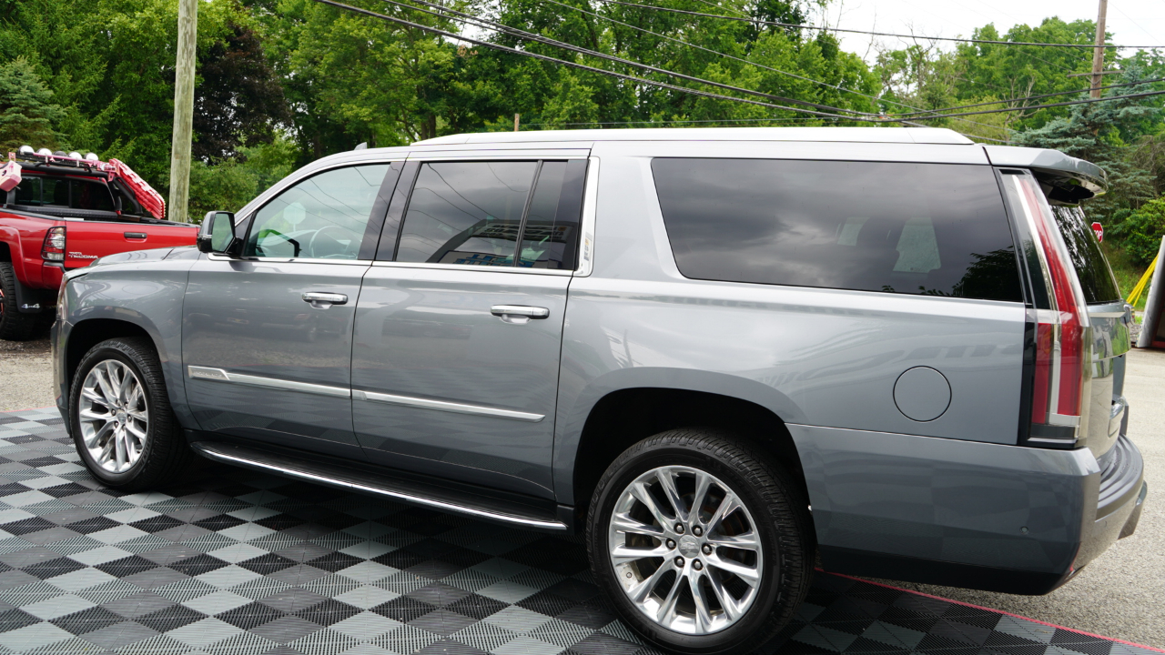 Cadillac Escalade ESV 4WD 4dr Luxury 2019