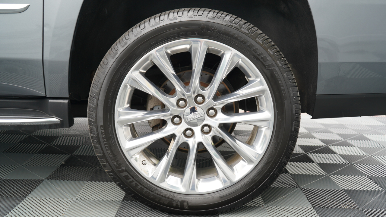 Cadillac Escalade ESV 4WD 4dr Luxury 2019