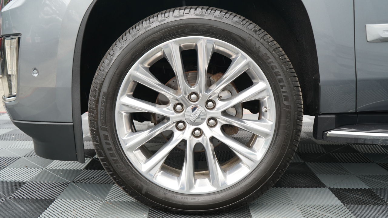 Cadillac Escalade ESV 4WD 4dr Luxury 2019