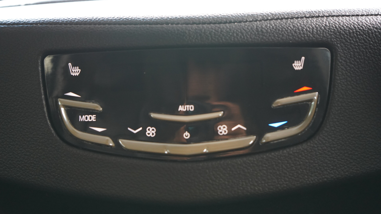 Cadillac Escalade ESV 4WD 4dr Luxury 2019