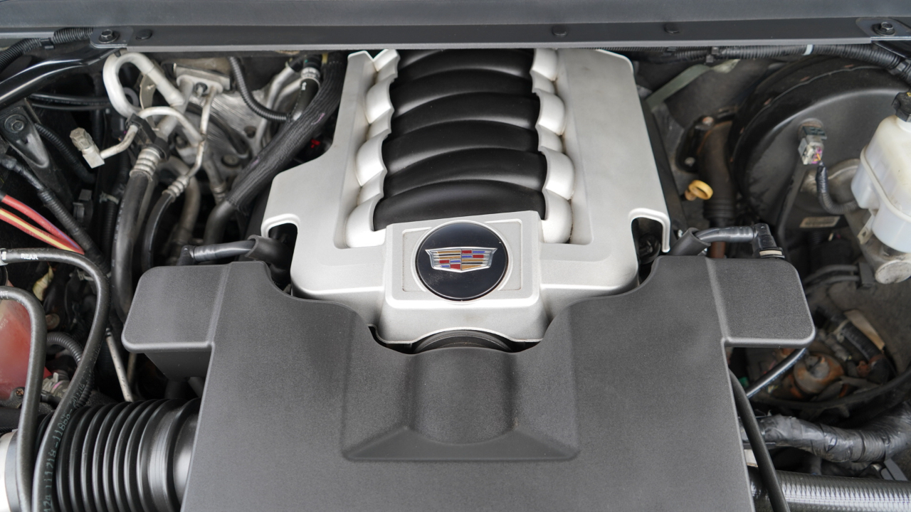 Cadillac Escalade ESV 4WD 4dr Luxury 2019