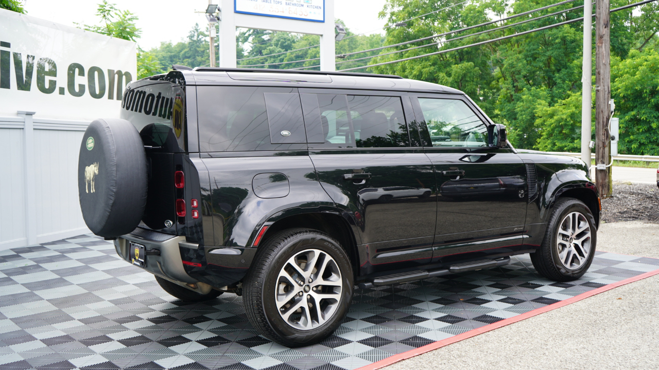 Land Rover Defender 110 X-Dynamic SE AWD 2021