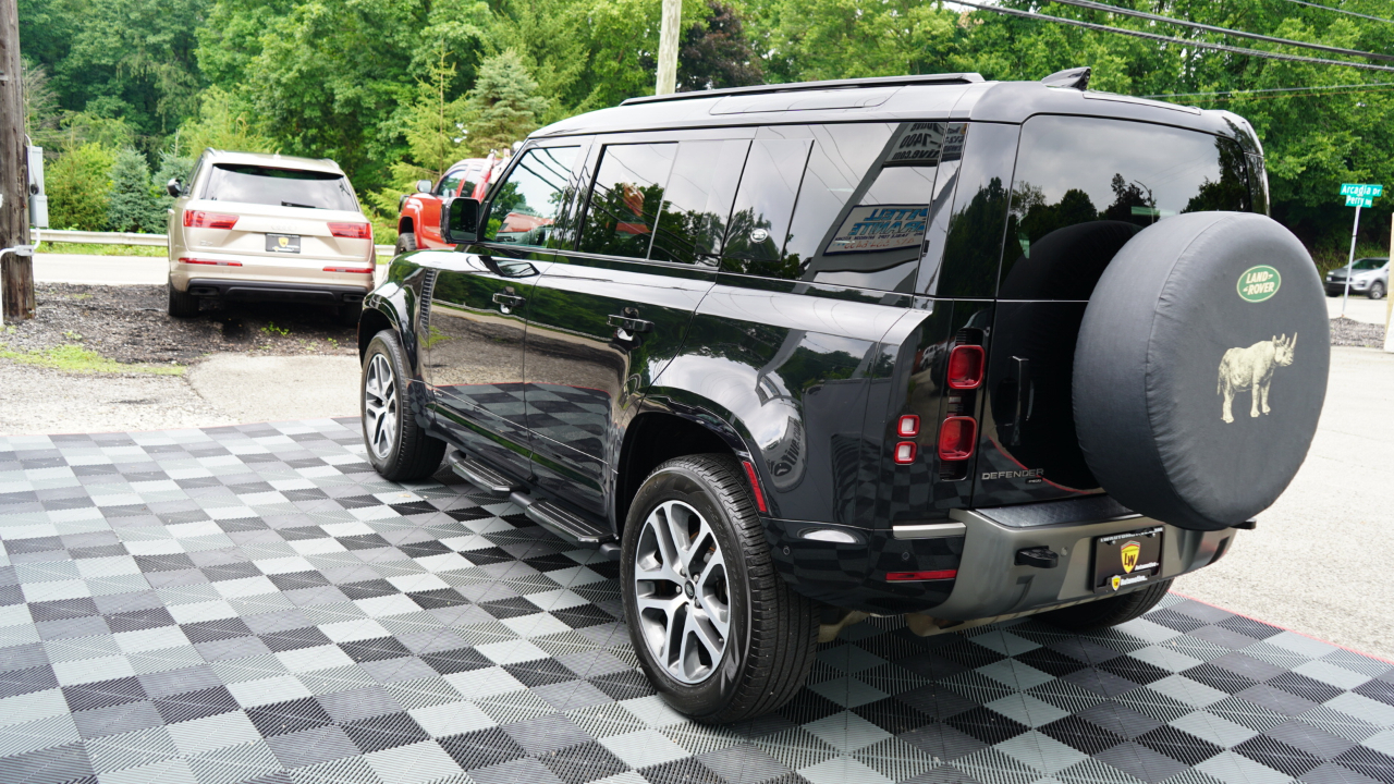 Land Rover Defender 110 X-Dynamic SE AWD 2021