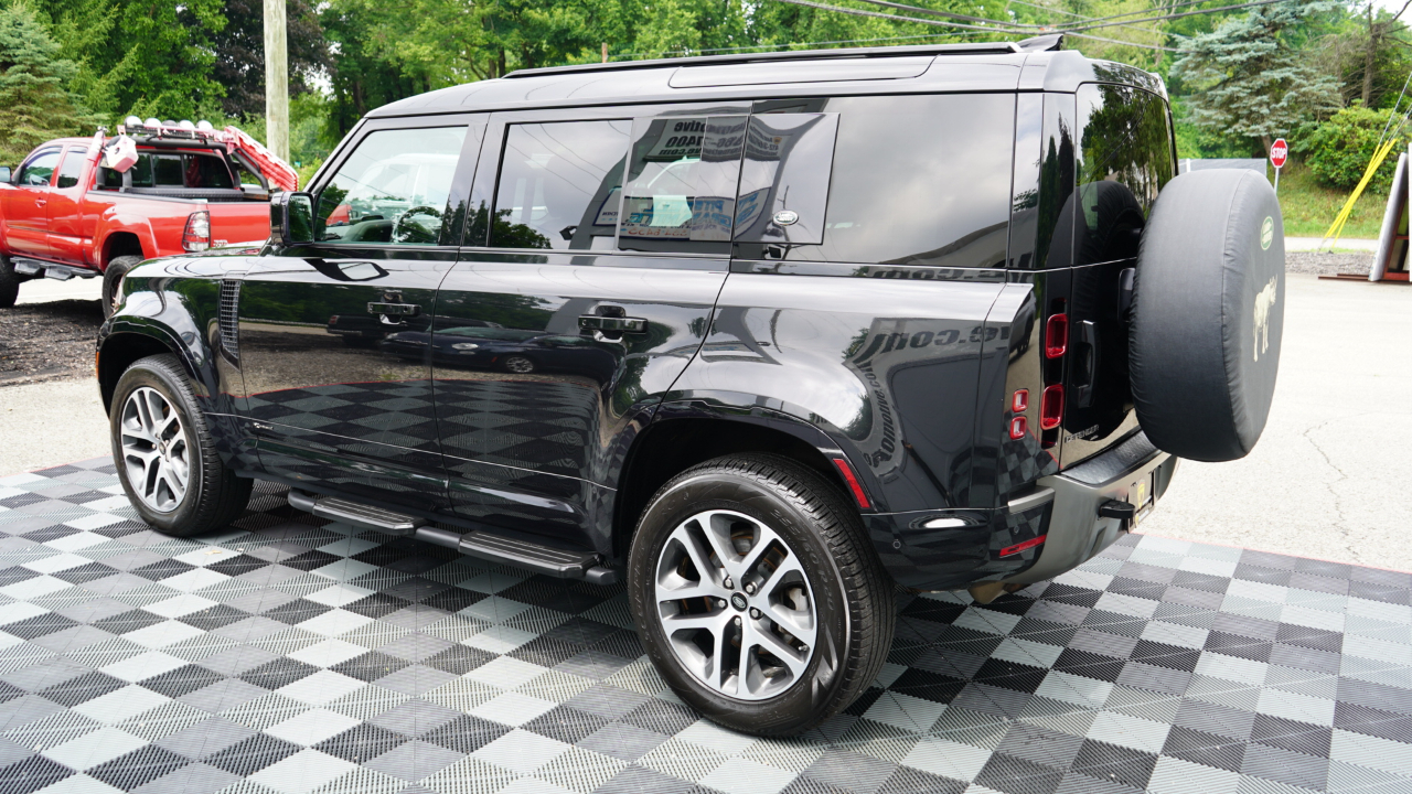 Land Rover Defender 110 X-Dynamic SE AWD 2021