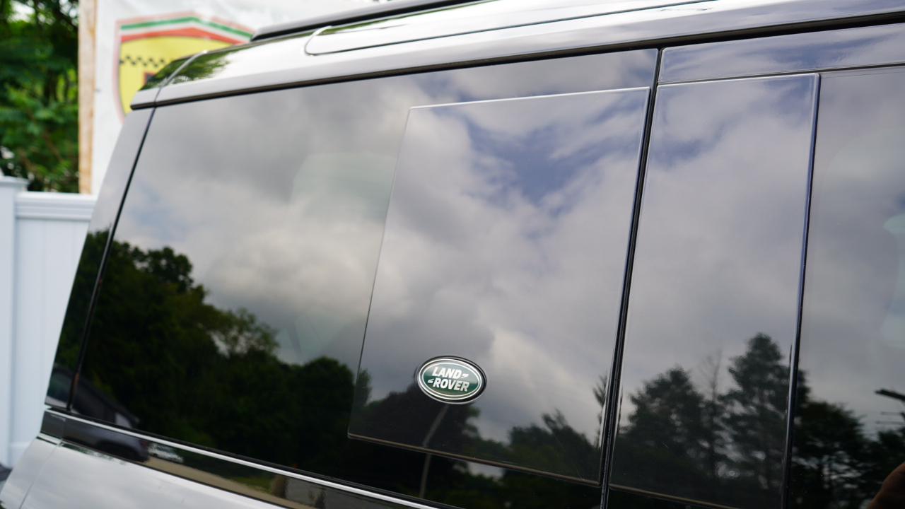 Land Rover Defender 110 X-Dynamic SE AWD 2021