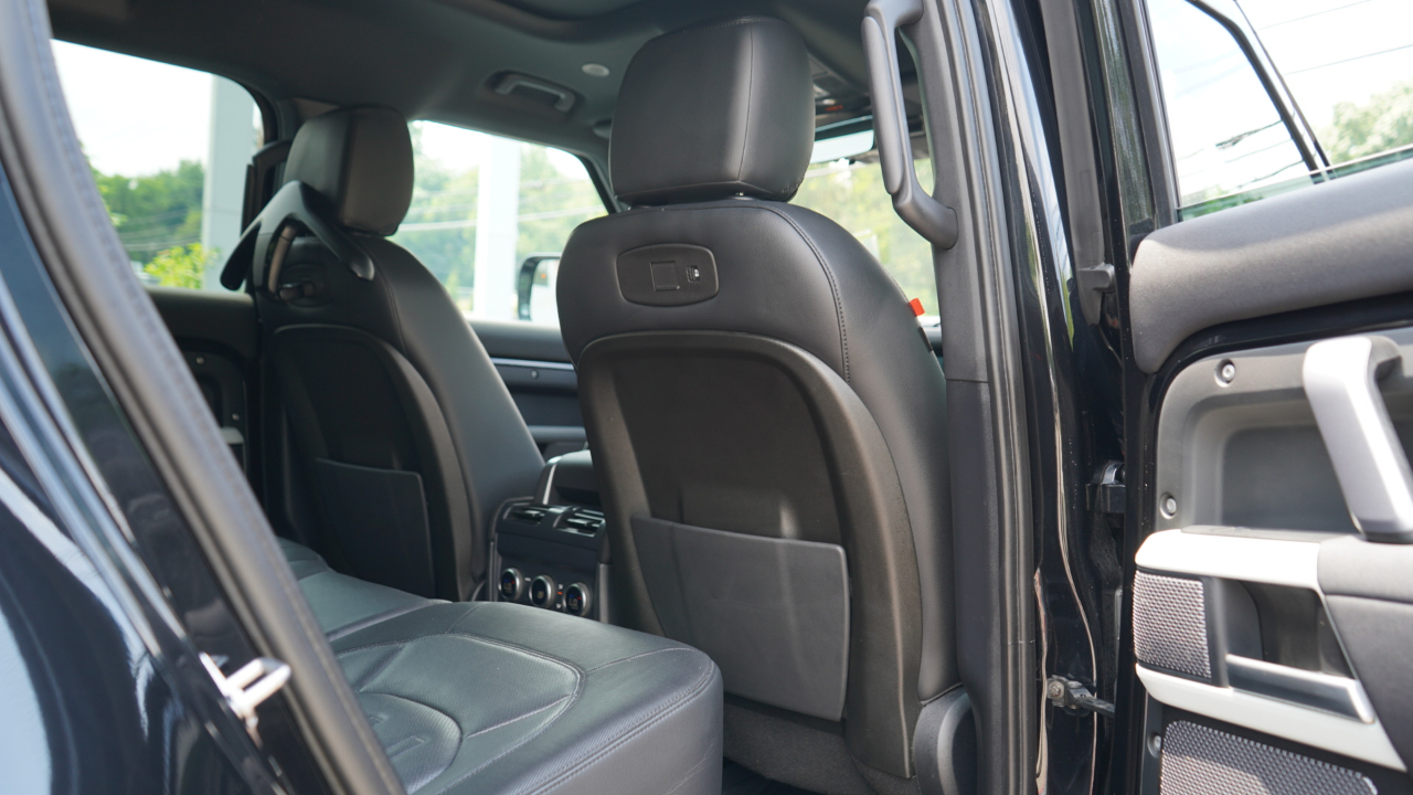 Land Rover Defender 110 X-Dynamic SE AWD 2021