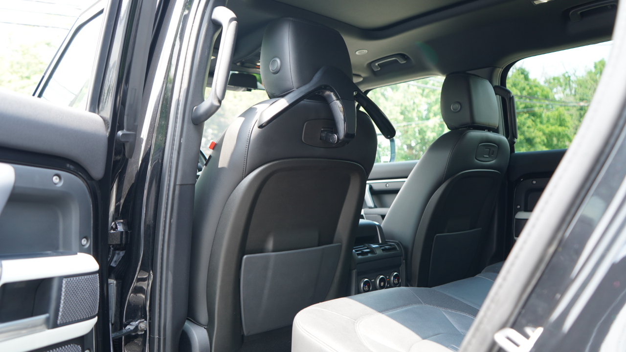 Land Rover Defender 110 X-Dynamic SE AWD 2021