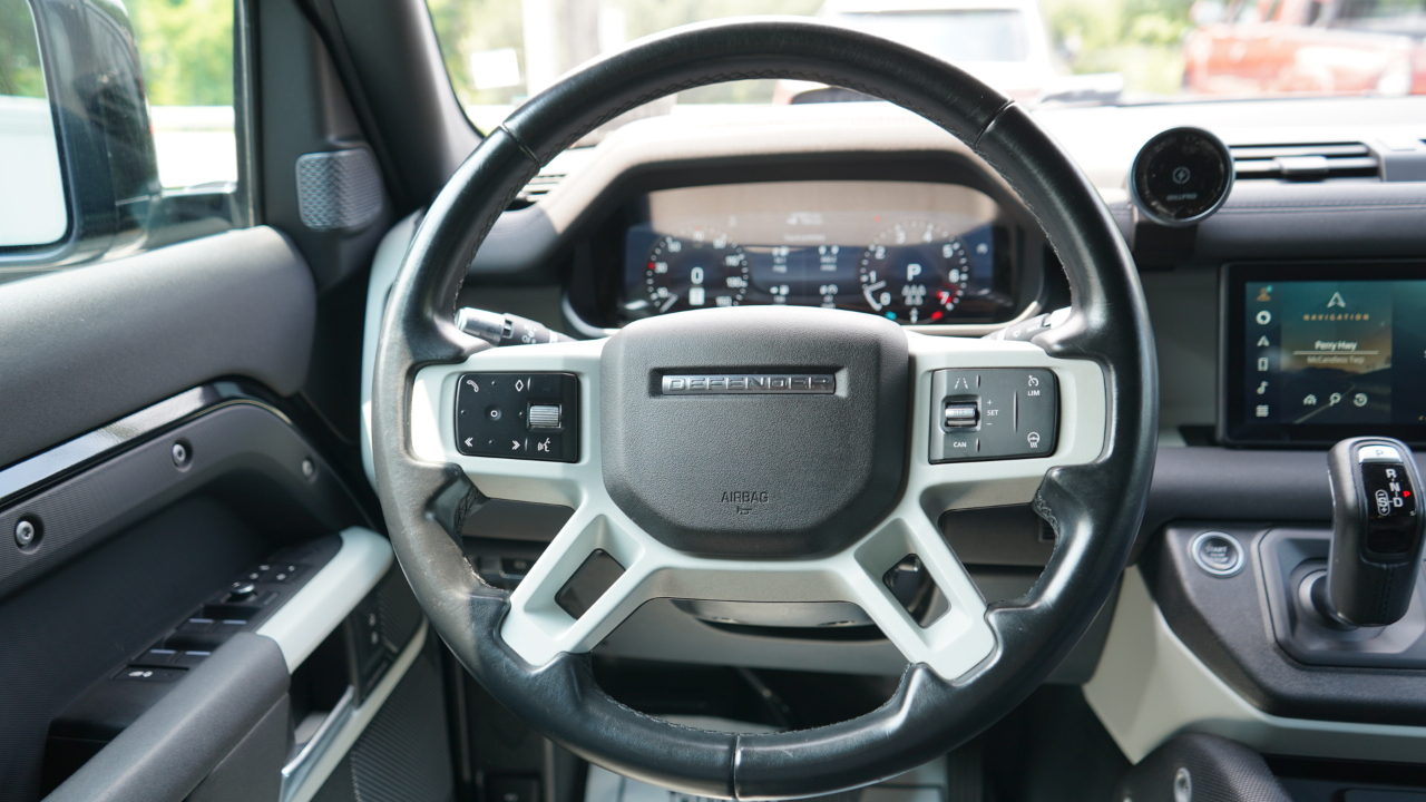 Land Rover Defender 110 X-Dynamic SE AWD 2021