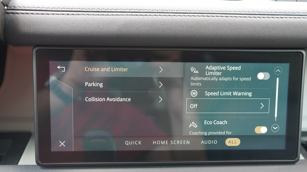 Land Rover Defender 110 X-Dynamic SE AWD 2021