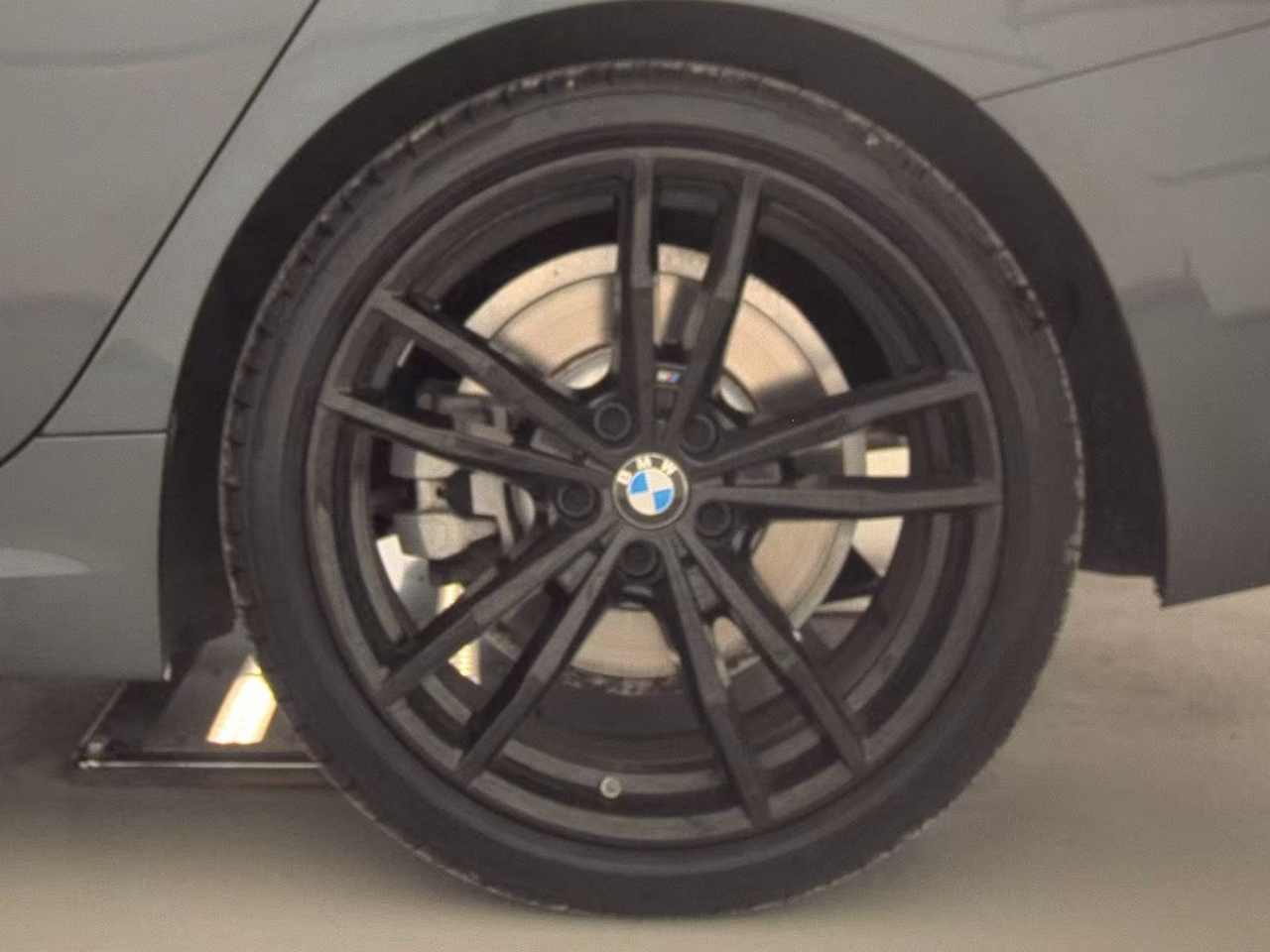 BMW 3 Series 330i xDrive Sedan 2020