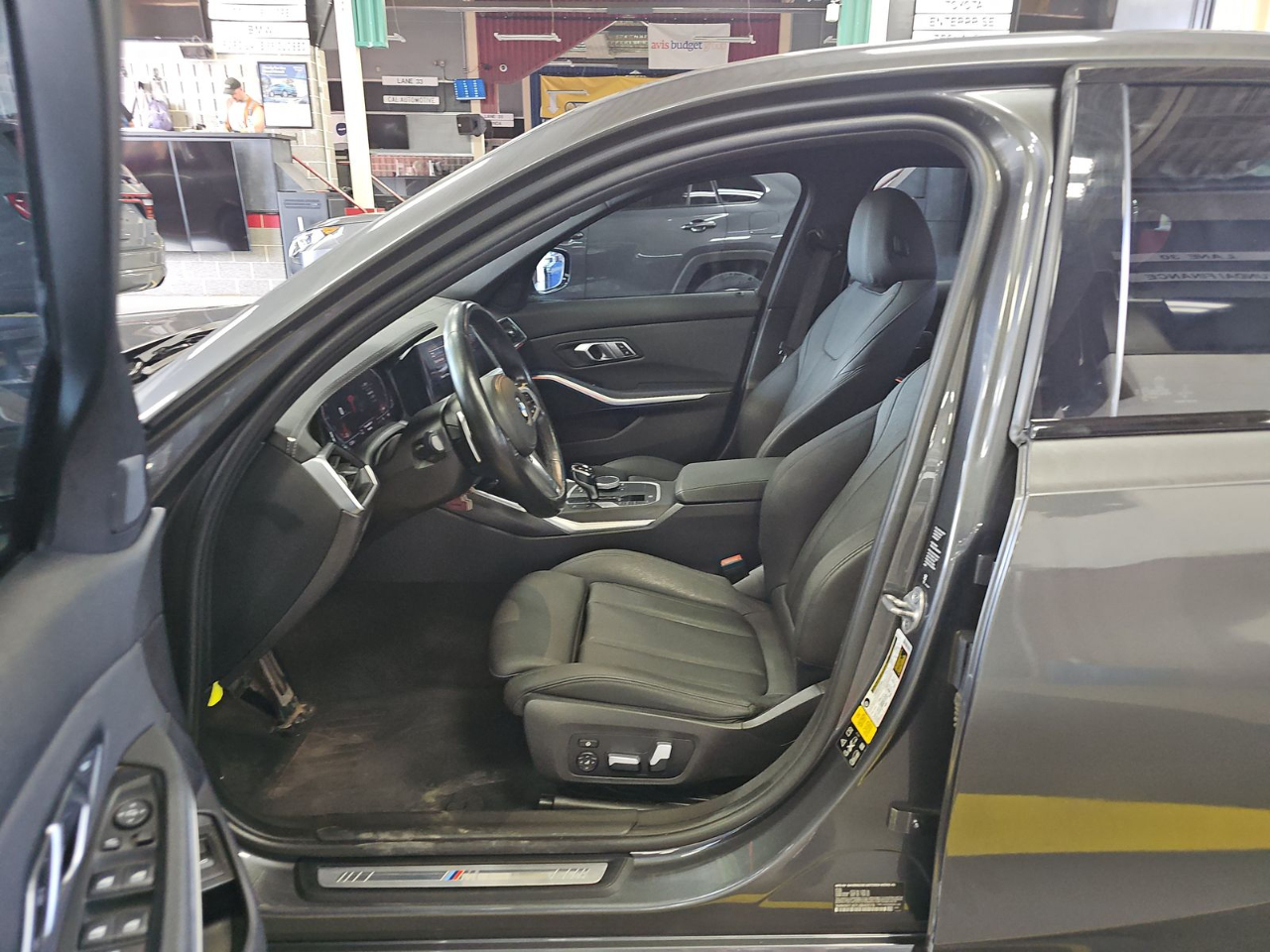 BMW 3 Series 330i xDrive Sedan 2020