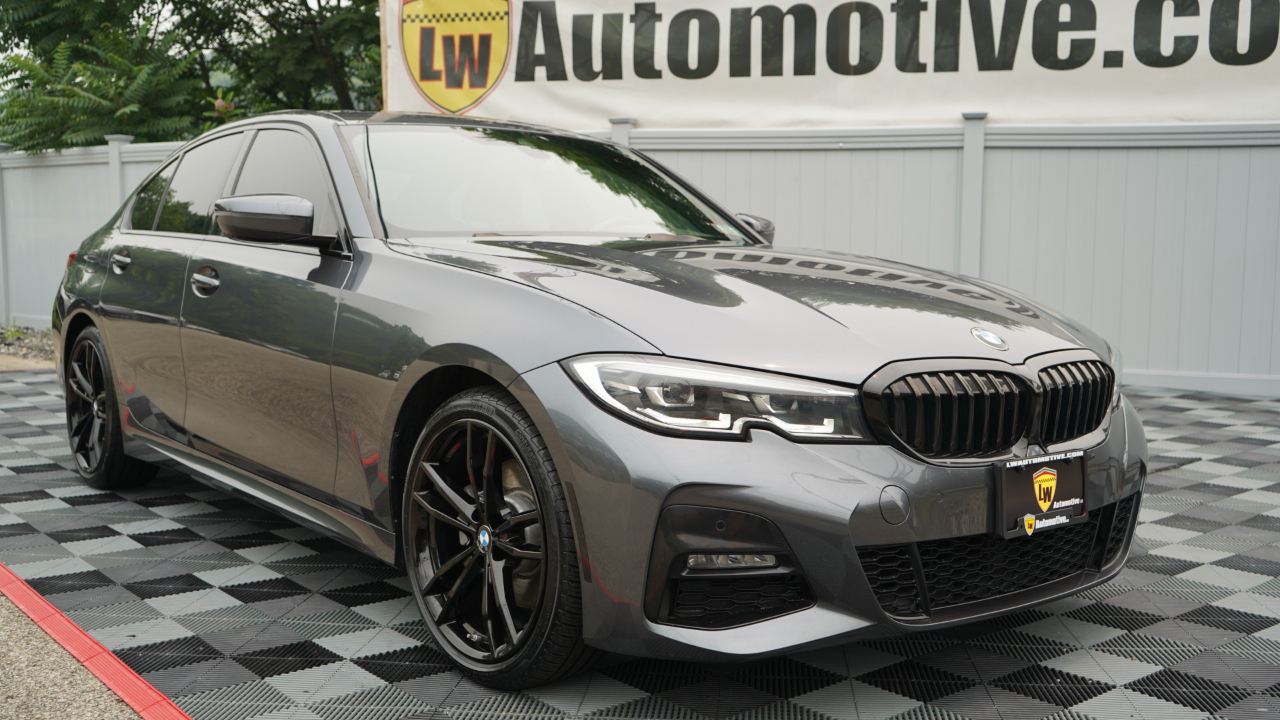 BMW 3 Series 330i xDrive Sedan 2020