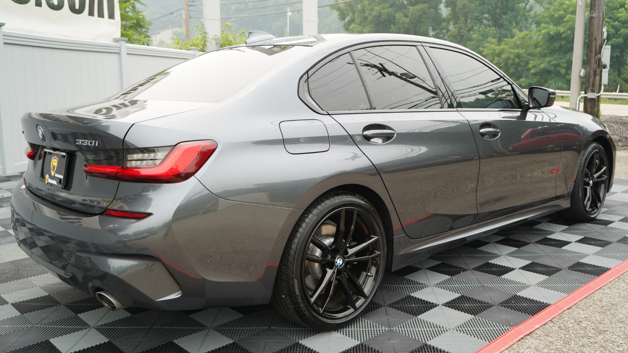 BMW 3 Series 330i xDrive Sedan 2020