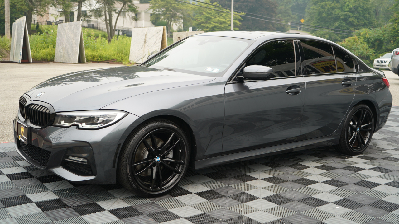 BMW 3 Series 330i xDrive Sedan 2020