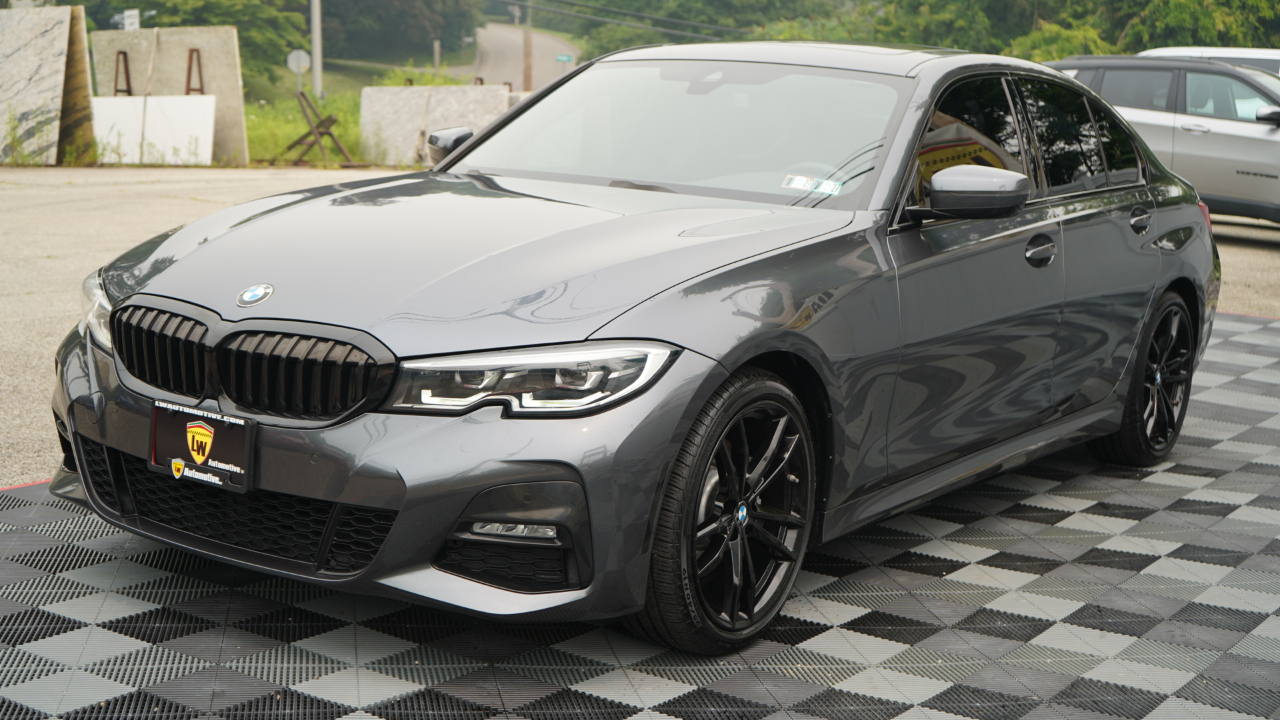 BMW 3 Series 330i xDrive Sedan 2020