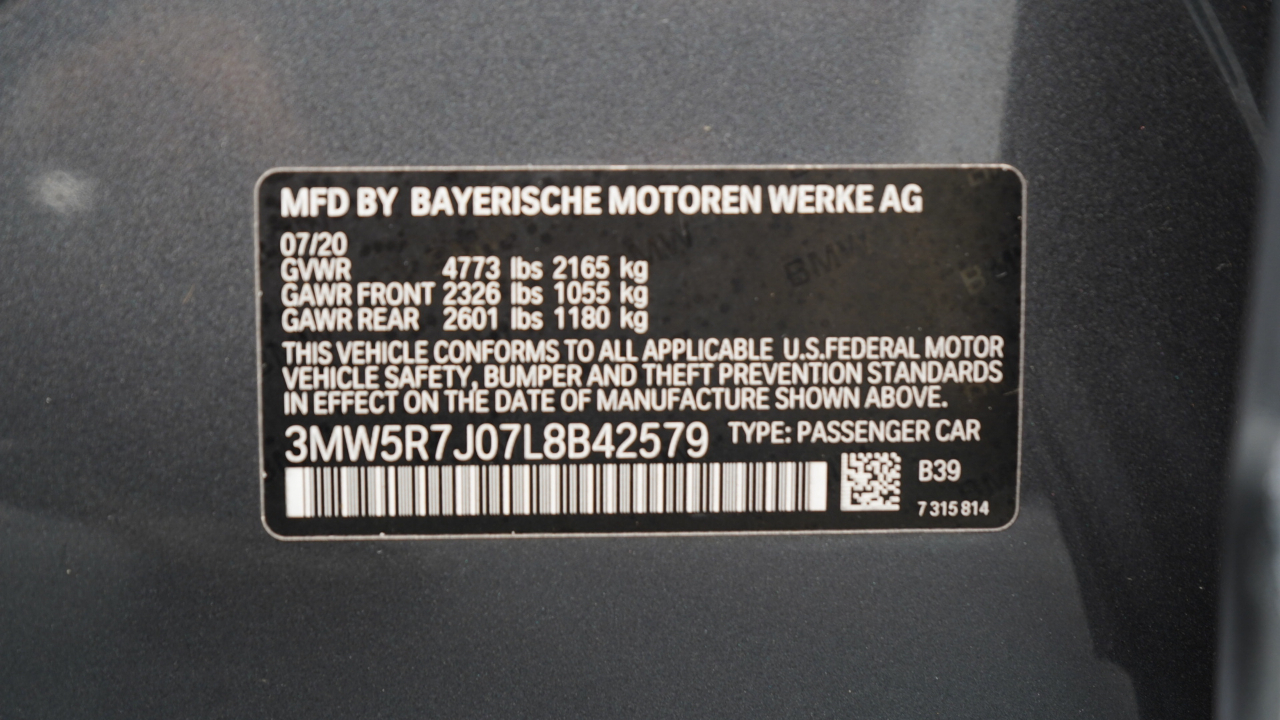 BMW 3 Series 330i xDrive Sedan 2020
