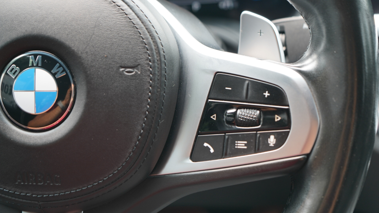 BMW 3 Series 330i xDrive Sedan 2020