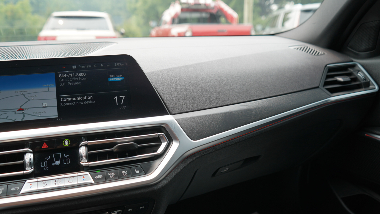 BMW 3 Series 330i xDrive Sedan 2020