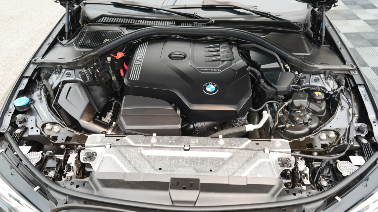 BMW 3 Series 330i xDrive Sedan 2020