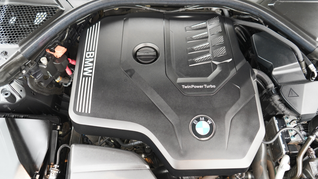 BMW 3 Series 330i xDrive Sedan 2020
