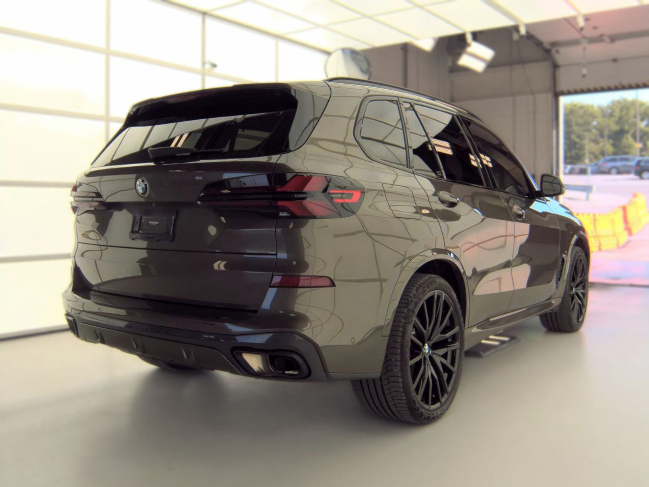BMW X5 xDrive40i Sports Activity Vehicle 2024
