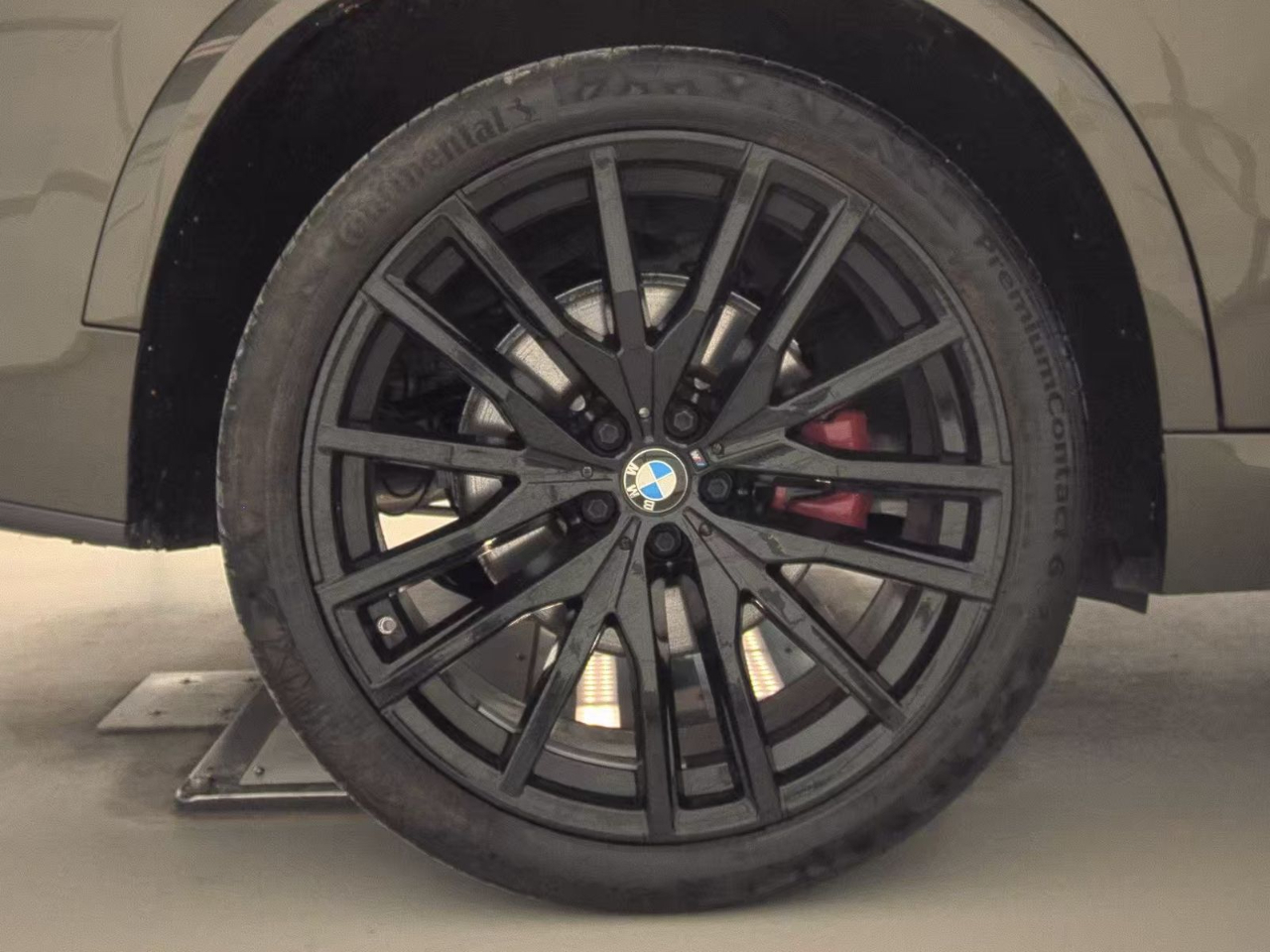 BMW X5 xDrive40i Sports Activity Vehicle 2024