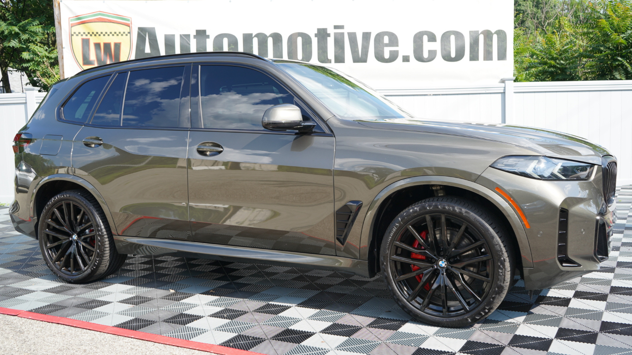 BMW X5 xDrive40i Sports Activity Vehicle 2024