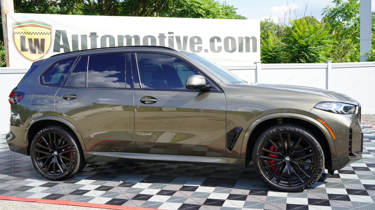 BMW X5 xDrive40i Sports Activity Vehicle 2024