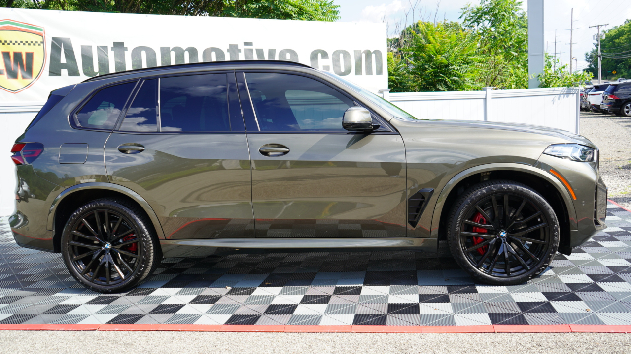 BMW X5 xDrive40i Sports Activity Vehicle 2024