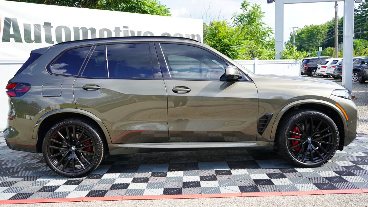 BMW X5 xDrive40i Sports Activity Vehicle 2024