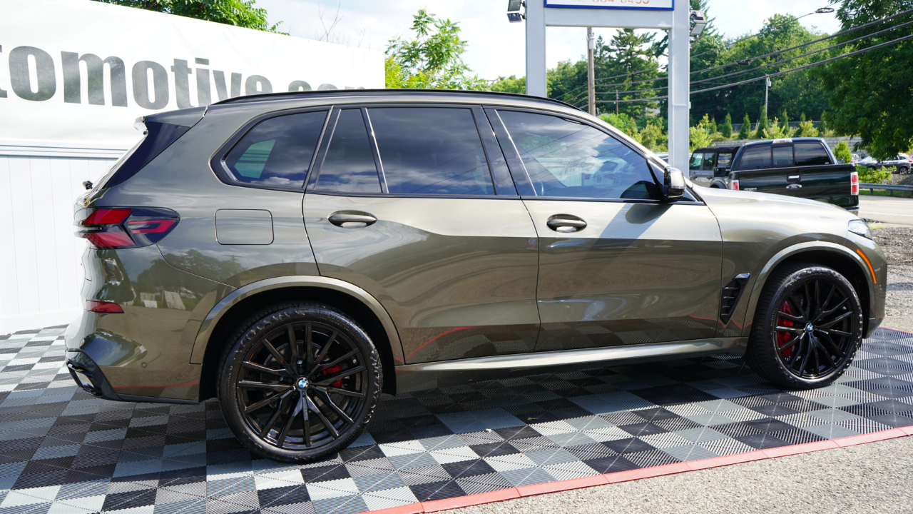 BMW X5 xDrive40i Sports Activity Vehicle 2024