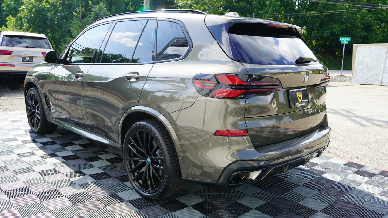 BMW X5 xDrive40i Sports Activity Vehicle 2024