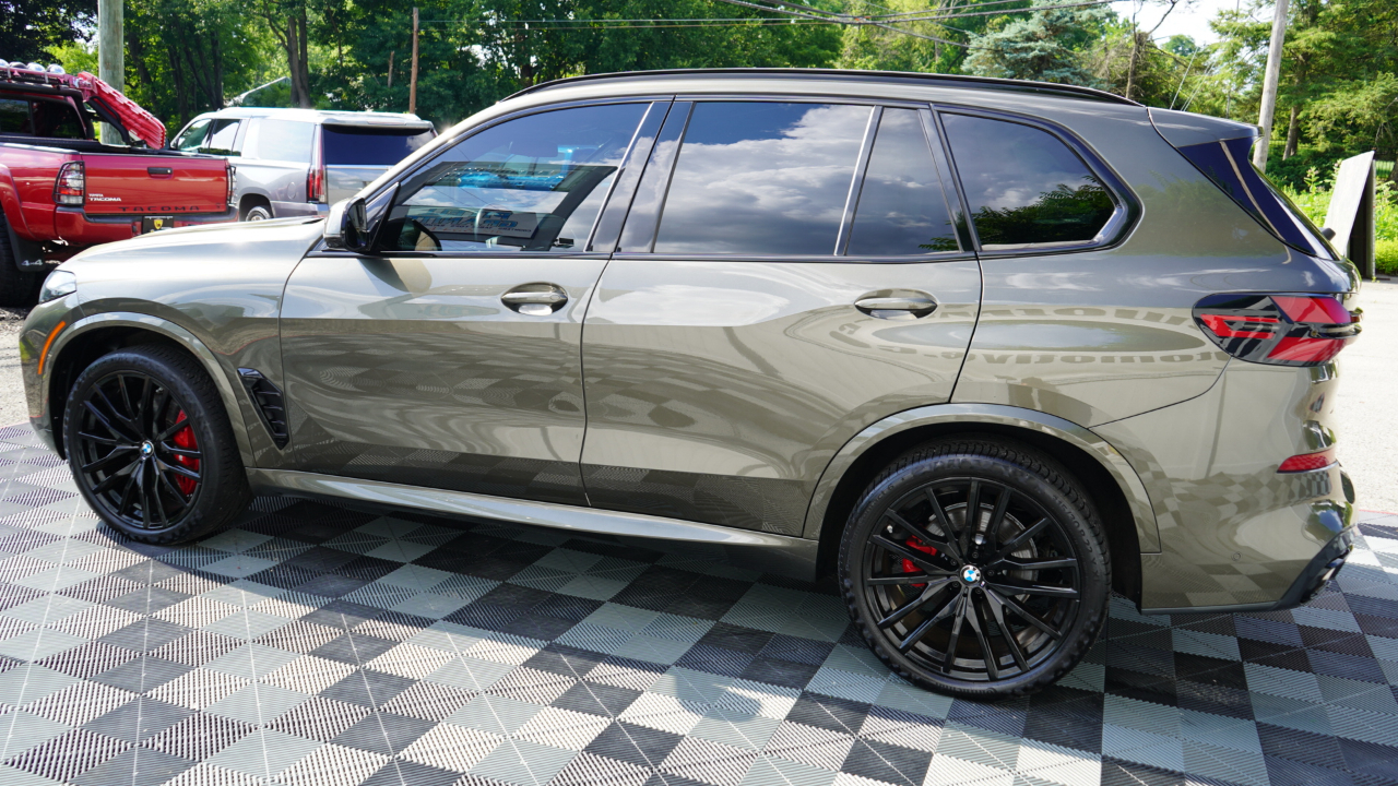 BMW X5 xDrive40i Sports Activity Vehicle 2024
