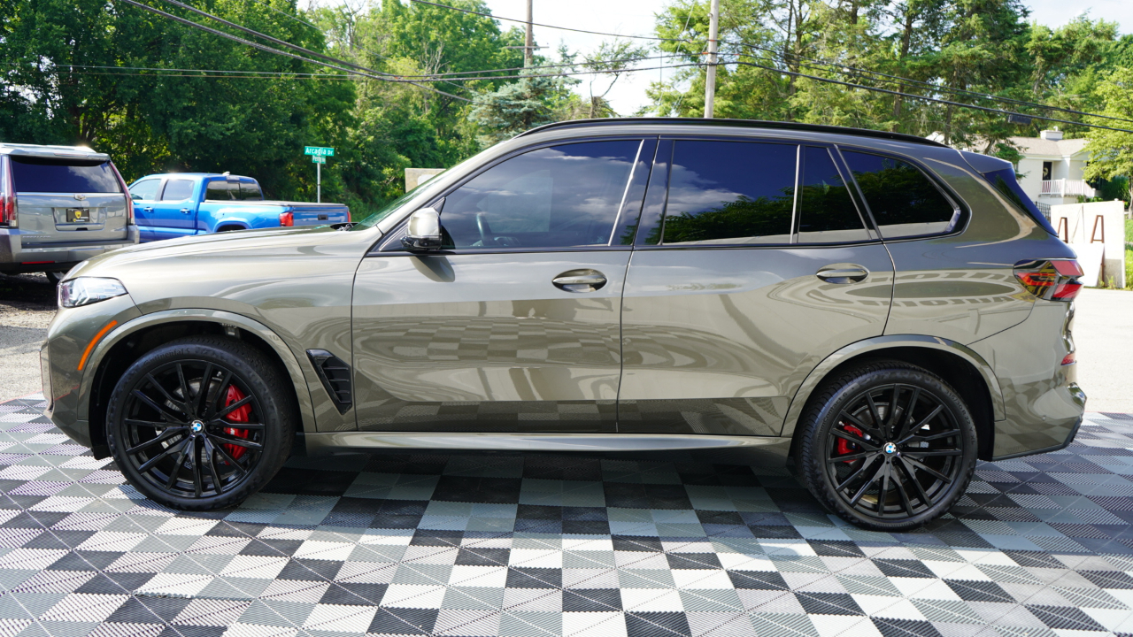 BMW X5 xDrive40i Sports Activity Vehicle 2024