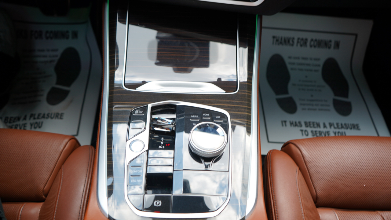 BMW X5 xDrive40i Sports Activity Vehicle 2024