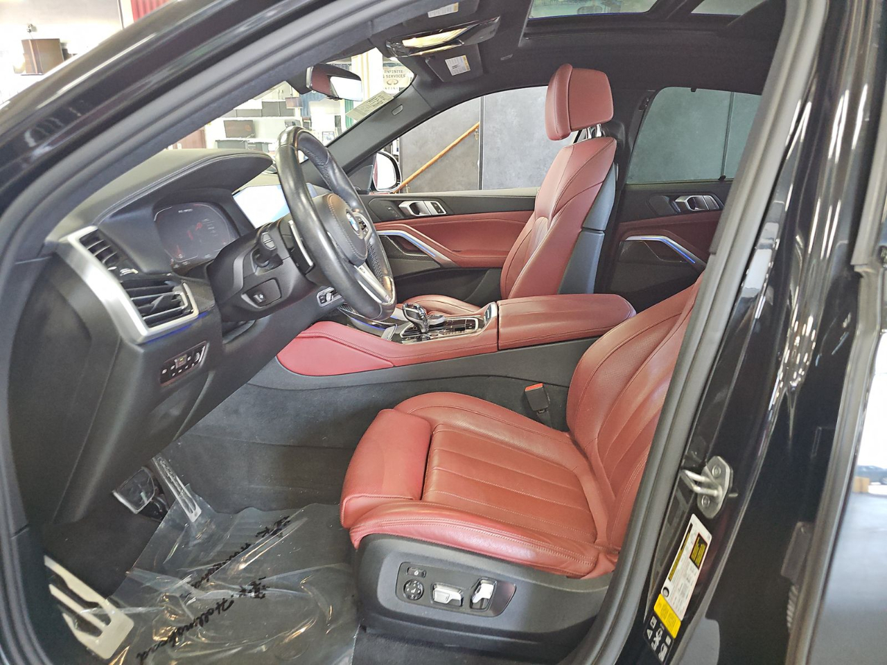 BMW X6 M50i Sports Activity Coupe 2021