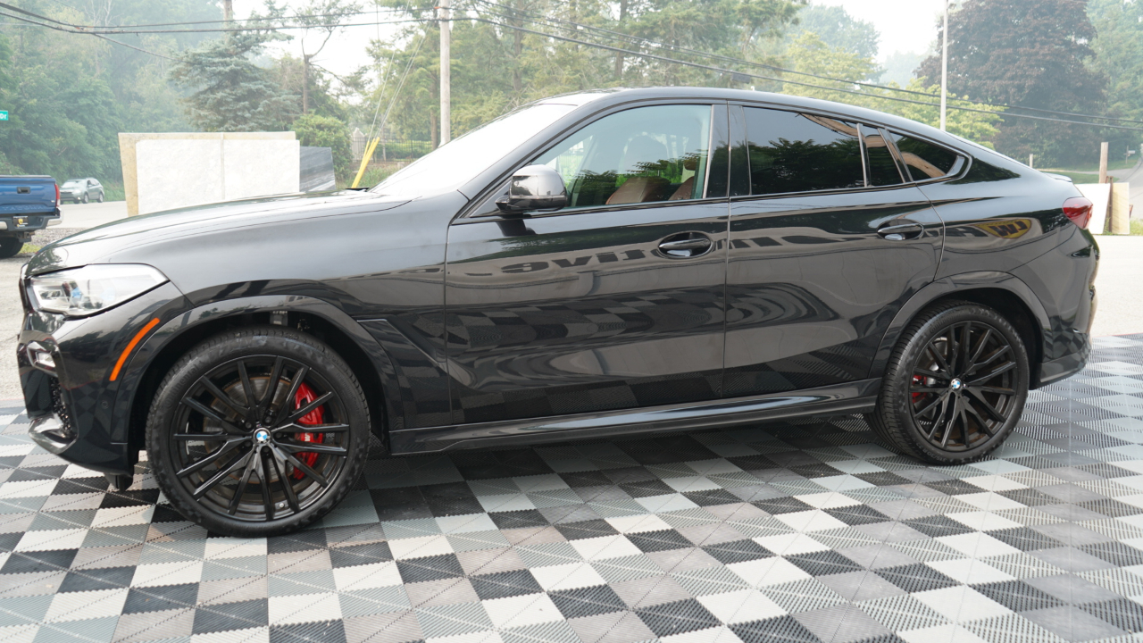BMW X6 M50i Sports Activity Coupe 2021