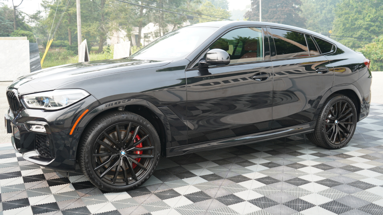 BMW X6 M50i Sports Activity Coupe 2021