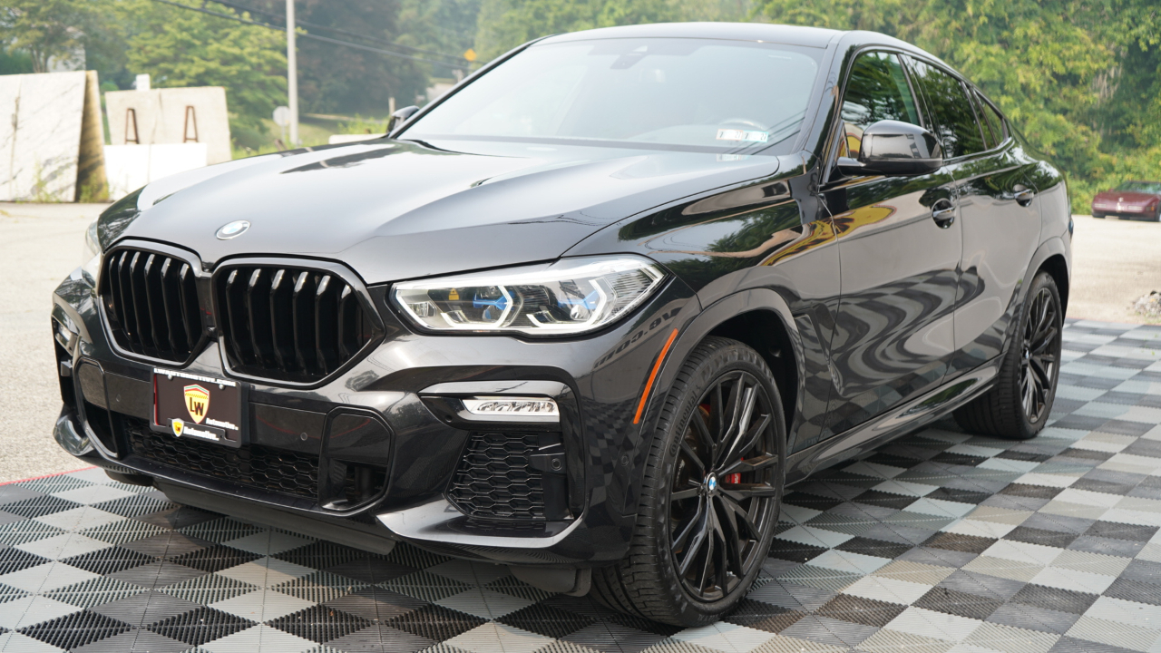 BMW X6 M50i Sports Activity Coupe 2021