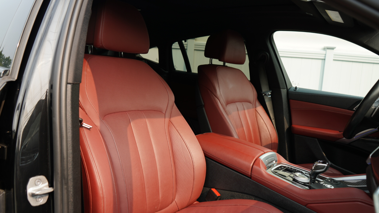 BMW X6 M50i Sports Activity Coupe 2021