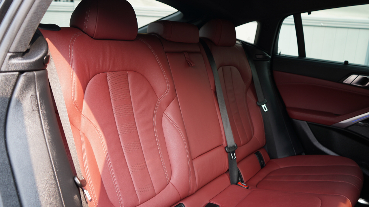 BMW X6 M50i Sports Activity Coupe 2021