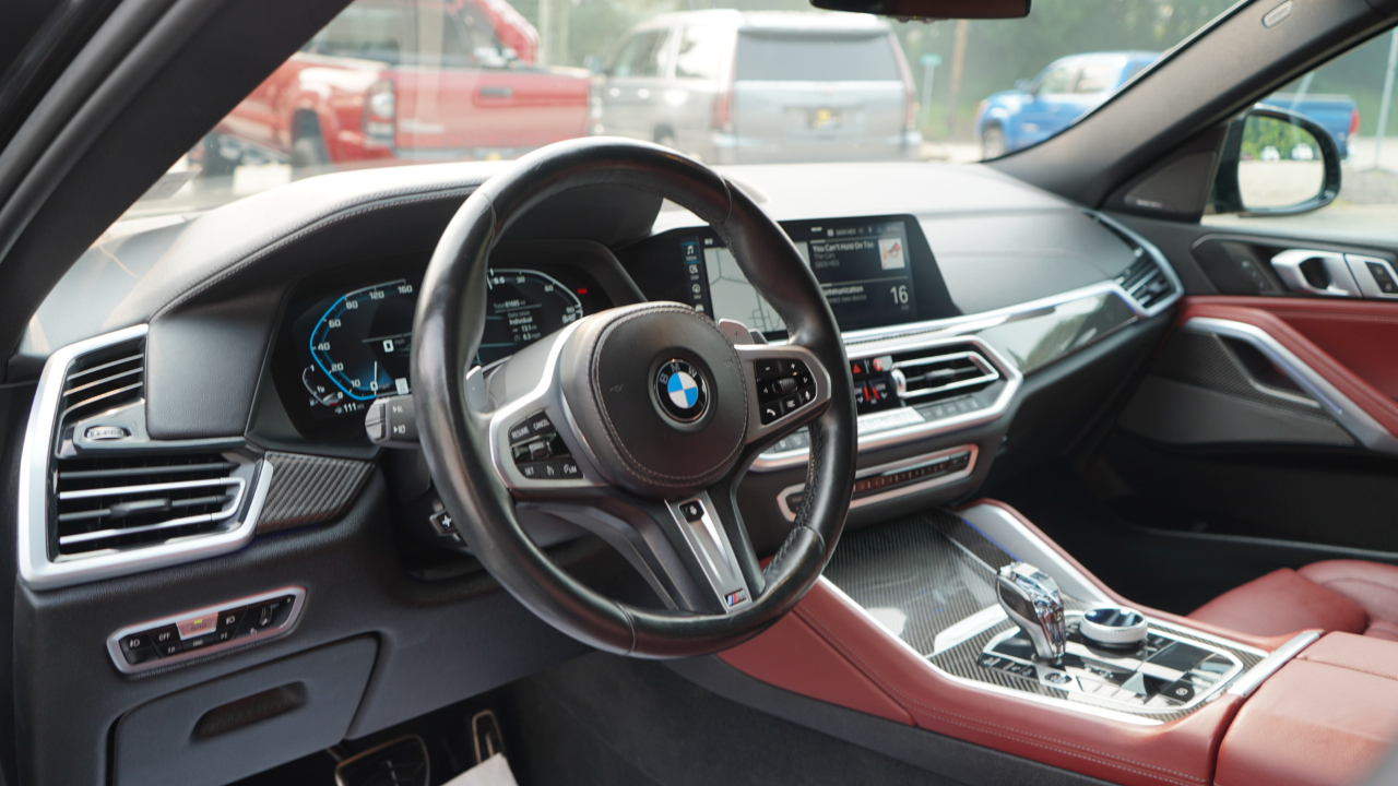 BMW X6 M50i Sports Activity Coupe 2021