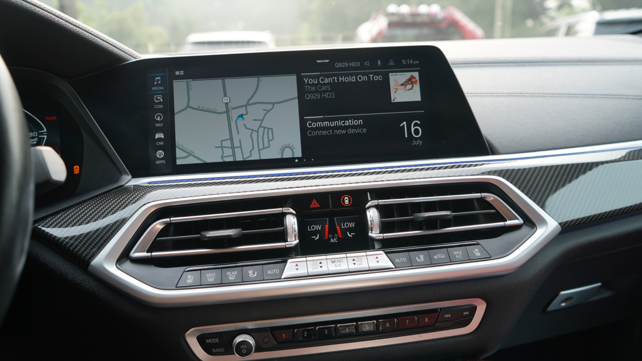 BMW X6 M50i Sports Activity Coupe 2021