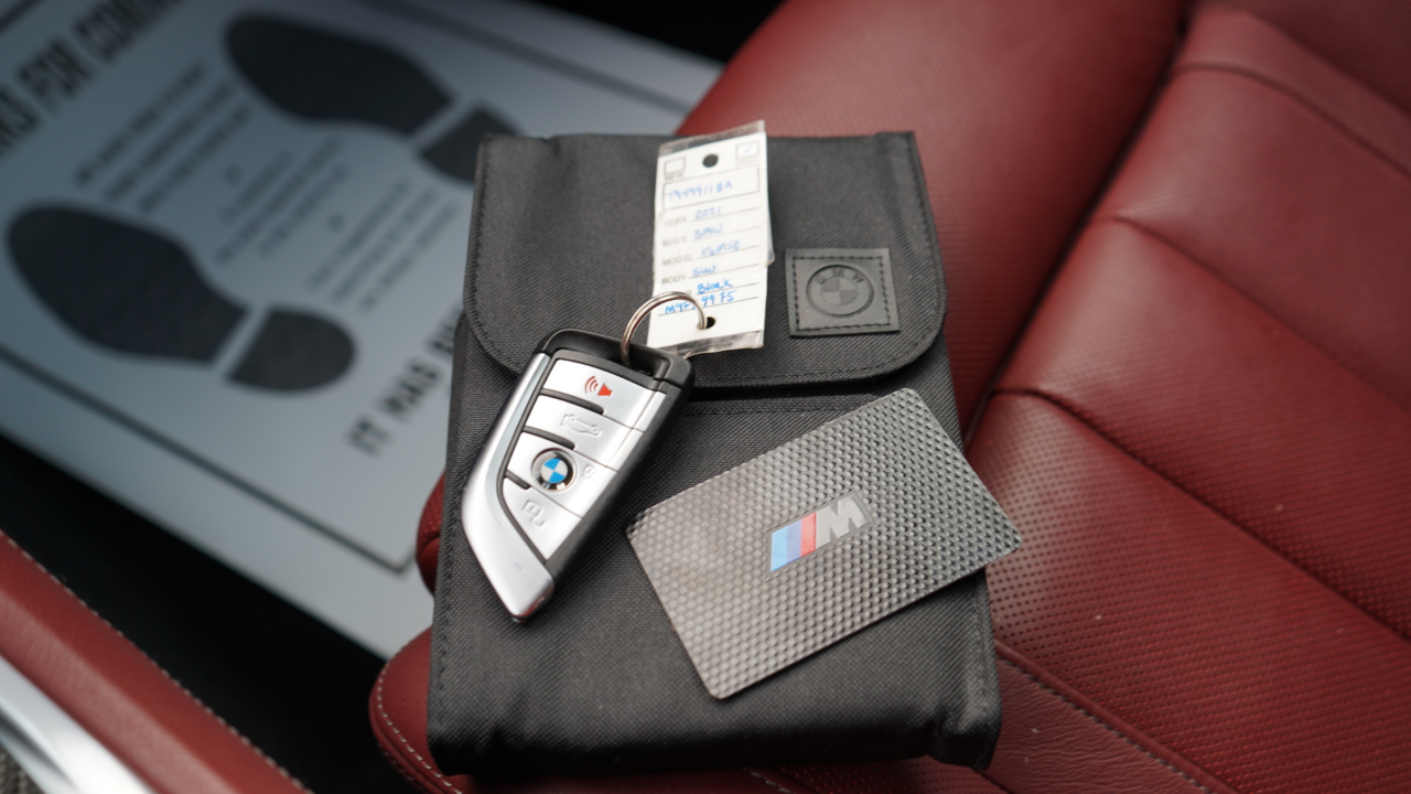 BMW X6 M50i Sports Activity Coupe 2021